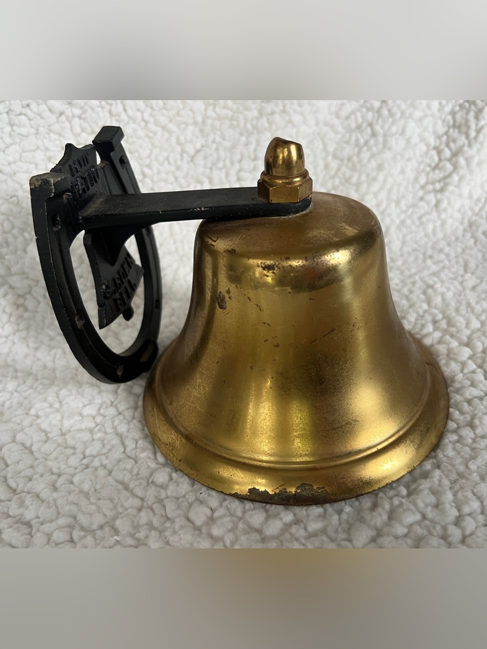 Vtg Bevin Brass Patio Garden Bell Lucky Horseshoe Mounting Bracket  6" Tarnish